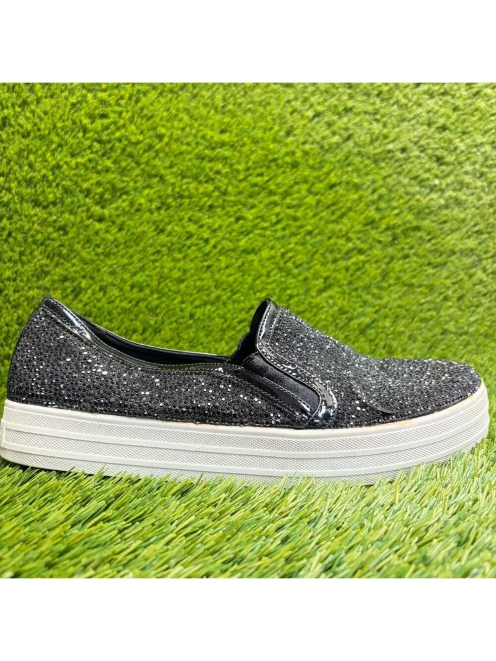 Skechers Double Up Glitzy Gal Womens Size 10 Black White Athletic Shoes Sneakers